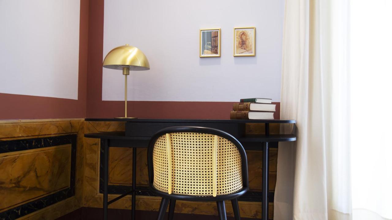 Palazzo Francesco Grassi Bed & Breakfast Aradeo Exterior photo