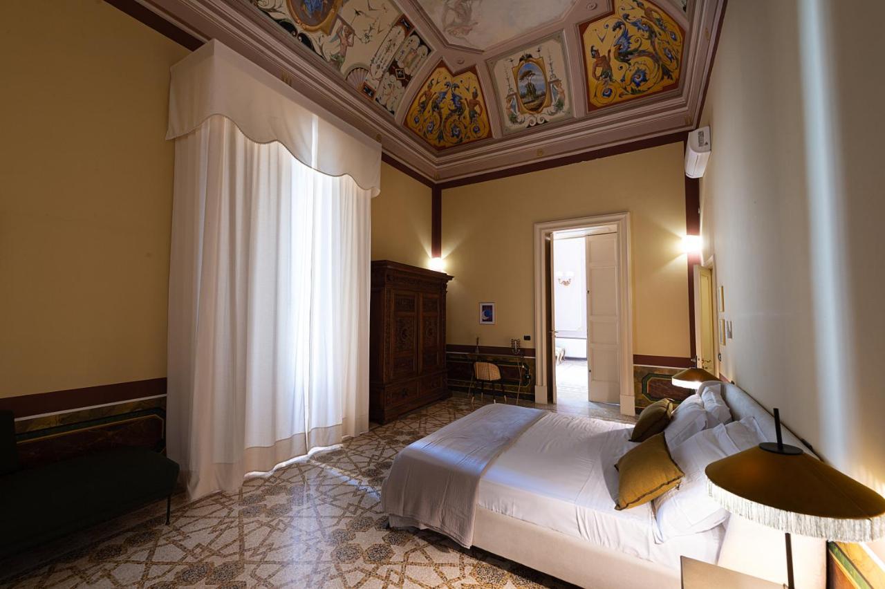 Palazzo Francesco Grassi Bed & Breakfast Aradeo Exterior photo