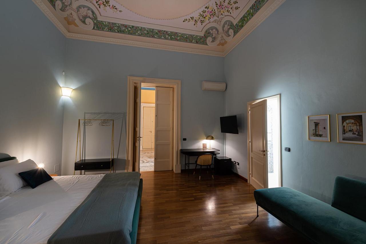Palazzo Francesco Grassi Bed & Breakfast Aradeo Exterior photo