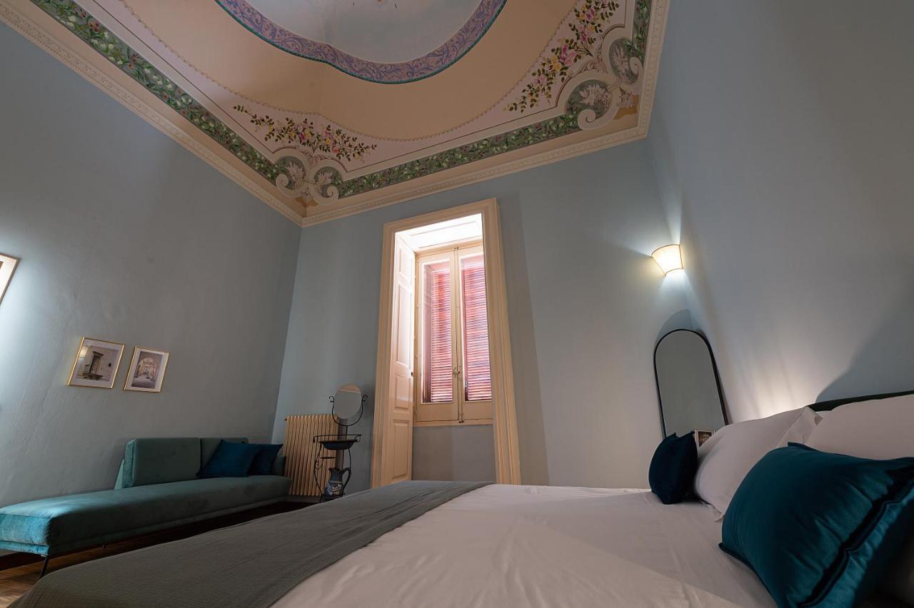 Palazzo Francesco Grassi Bed & Breakfast Aradeo Exterior photo