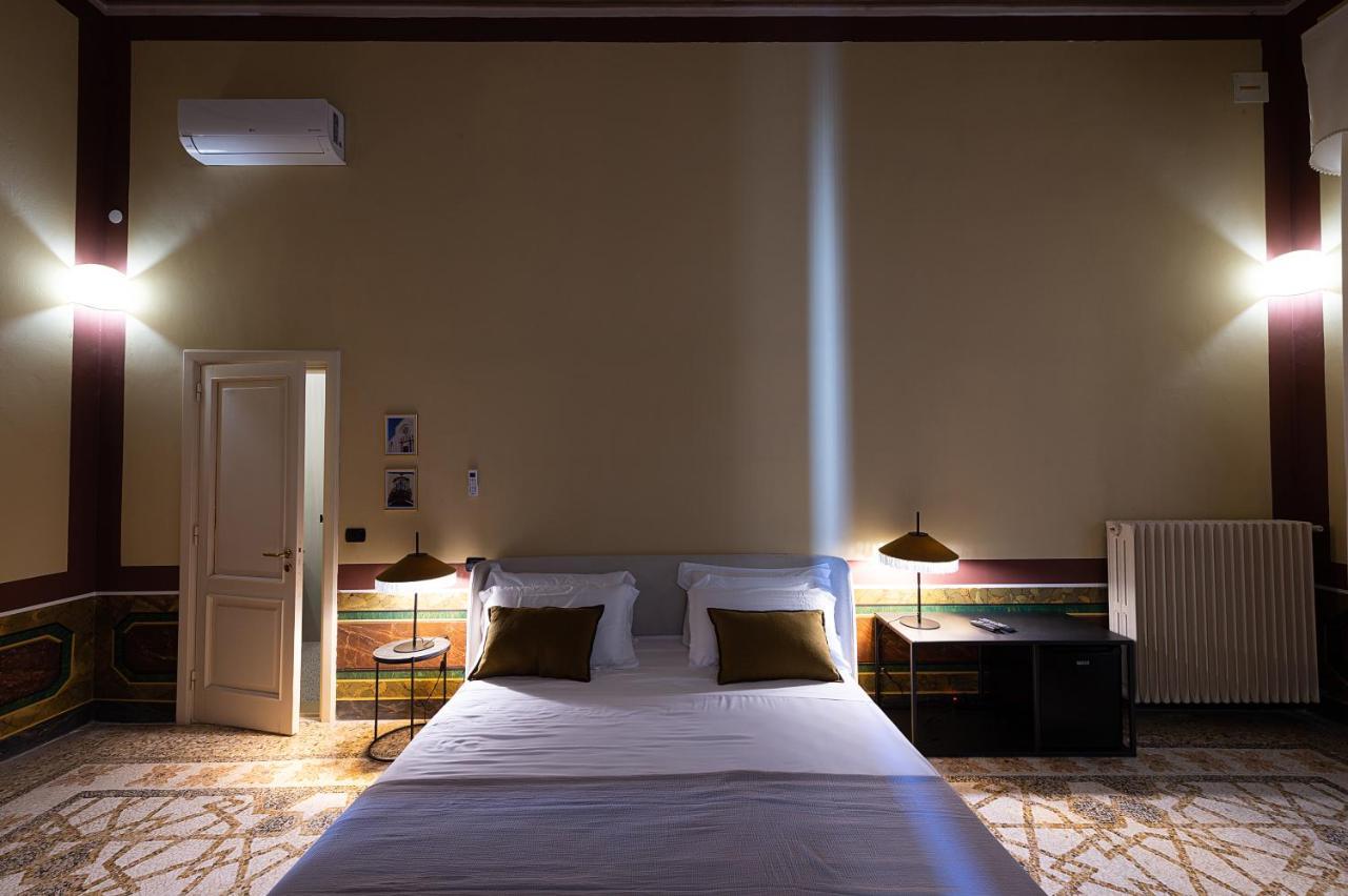 Palazzo Francesco Grassi Bed & Breakfast Aradeo Exterior photo