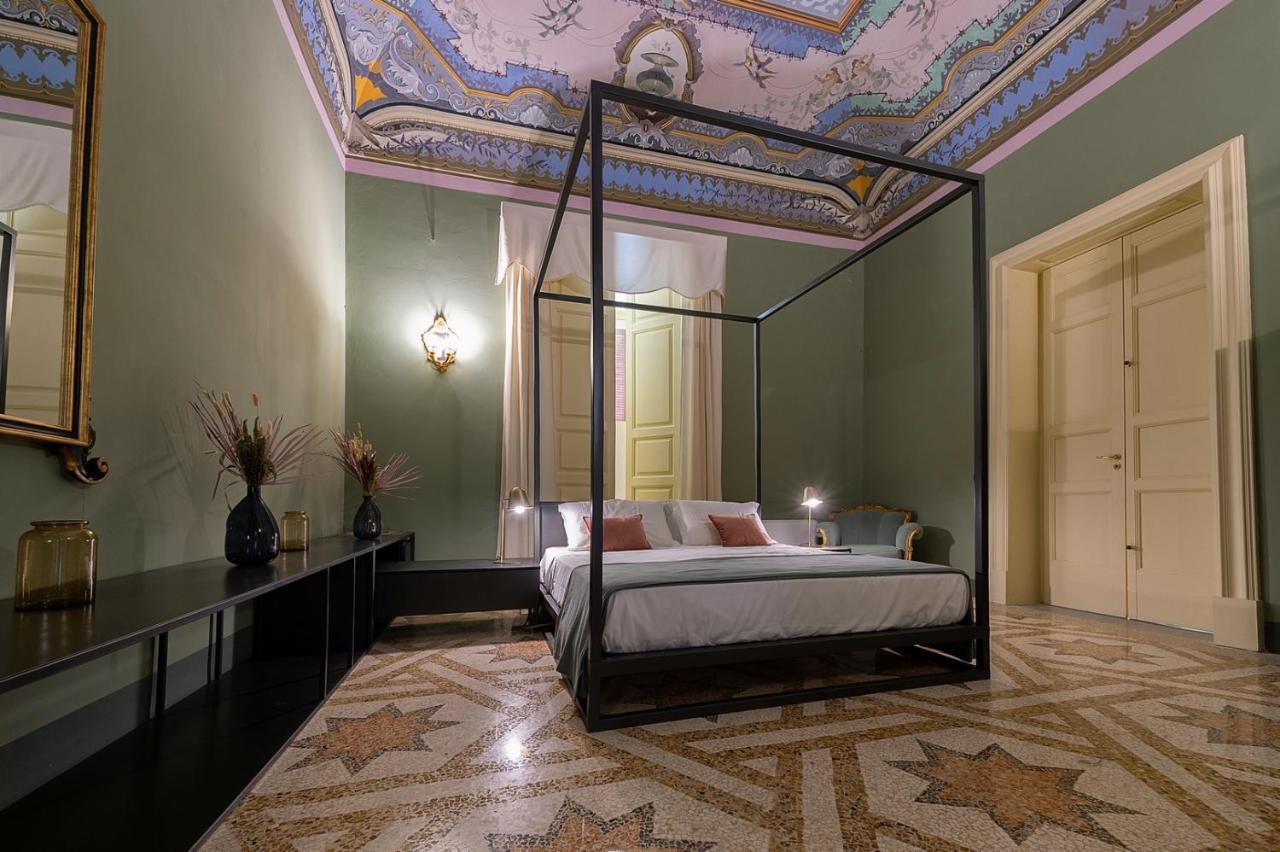 Palazzo Francesco Grassi Bed & Breakfast Aradeo Exterior photo