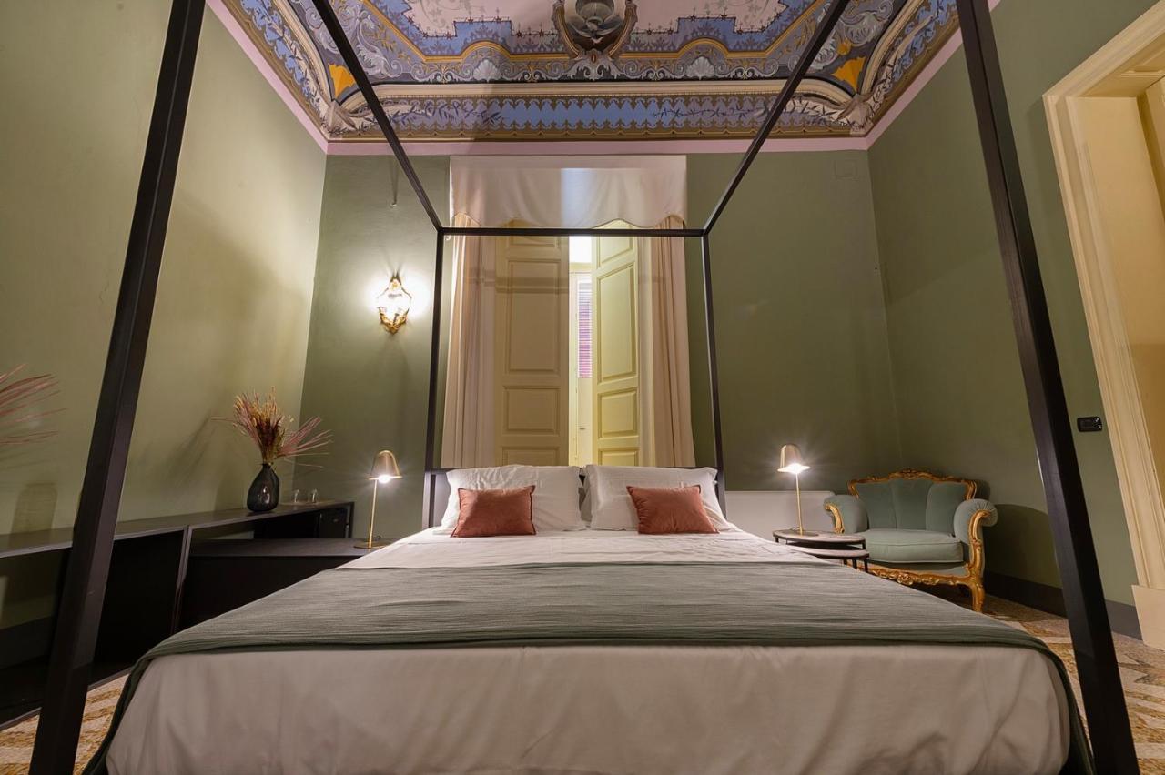 Palazzo Francesco Grassi Bed & Breakfast Aradeo Exterior photo