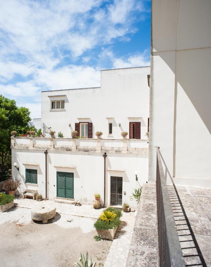 Palazzo Francesco Grassi Bed & Breakfast Aradeo Exterior photo